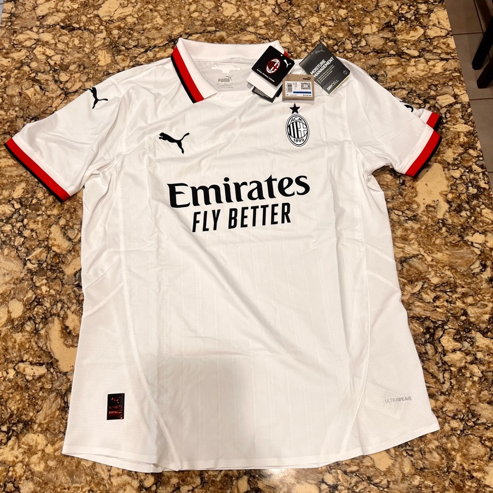 AC Milan Puma 2024/25 Away Authentic Jersey - White